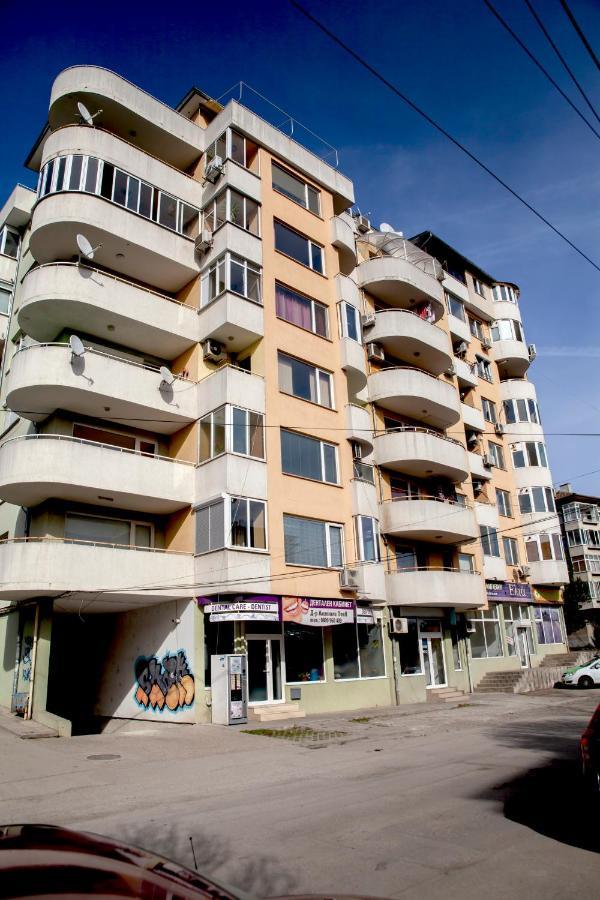 Stadium Apartments Veliko Tarnovo Exteriér fotografie