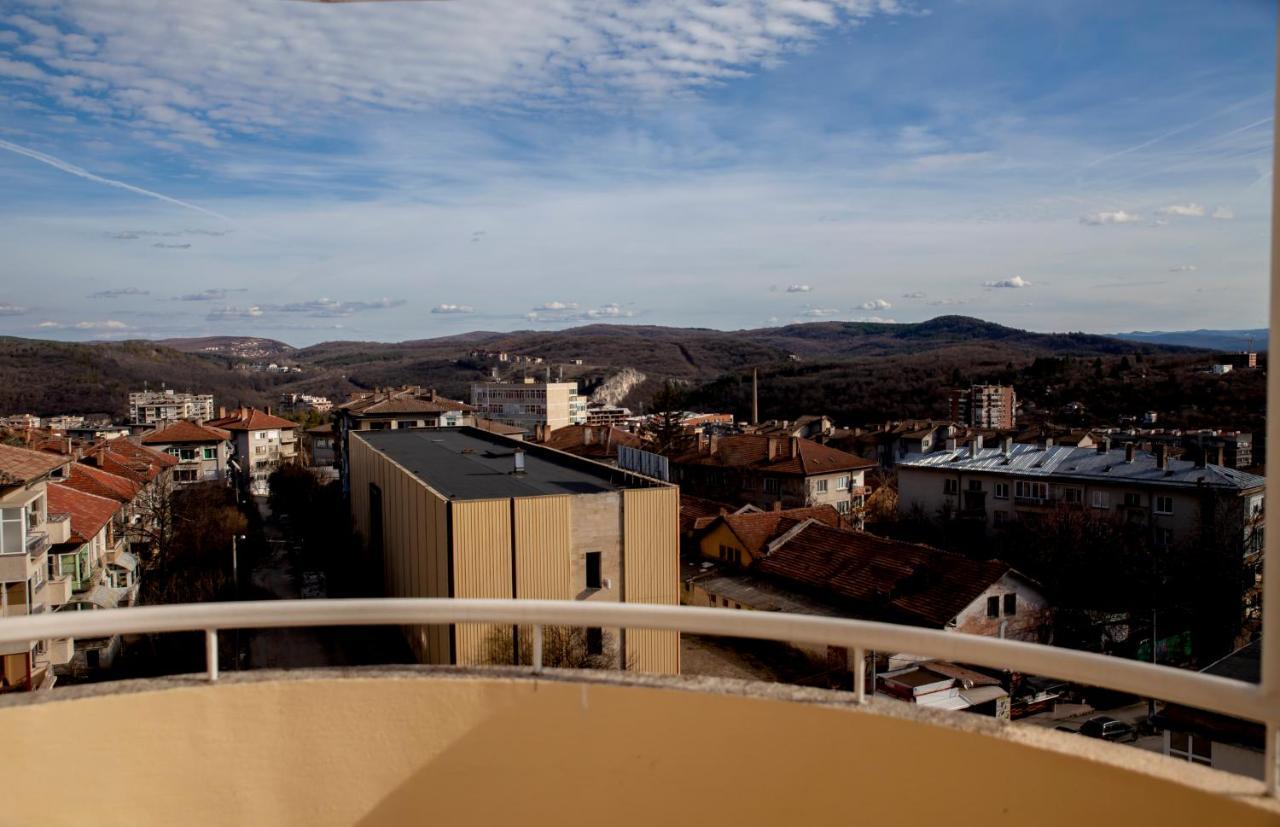 Stadium Apartments Veliko Tarnovo Exteriér fotografie